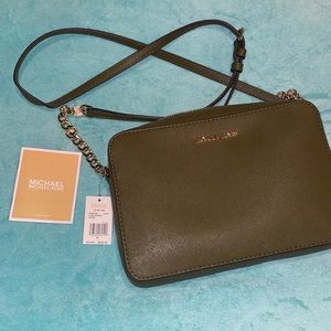 Michael Kors Jet Set Item Crossbody Chain Handbag Clutch rare olive color